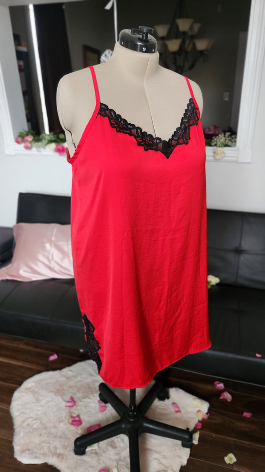 Fits like a Size 2x Red Satin w/black Lace Satin Slip Dress