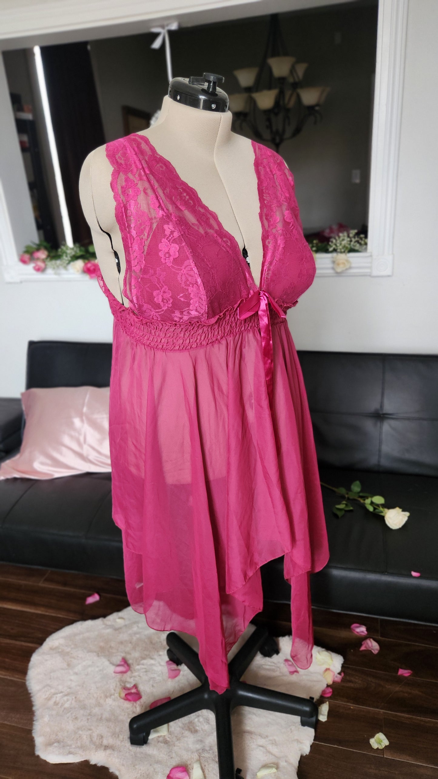 Size 2x Vintage Y2K Pink Lace and Mesh Teddy Lingerie