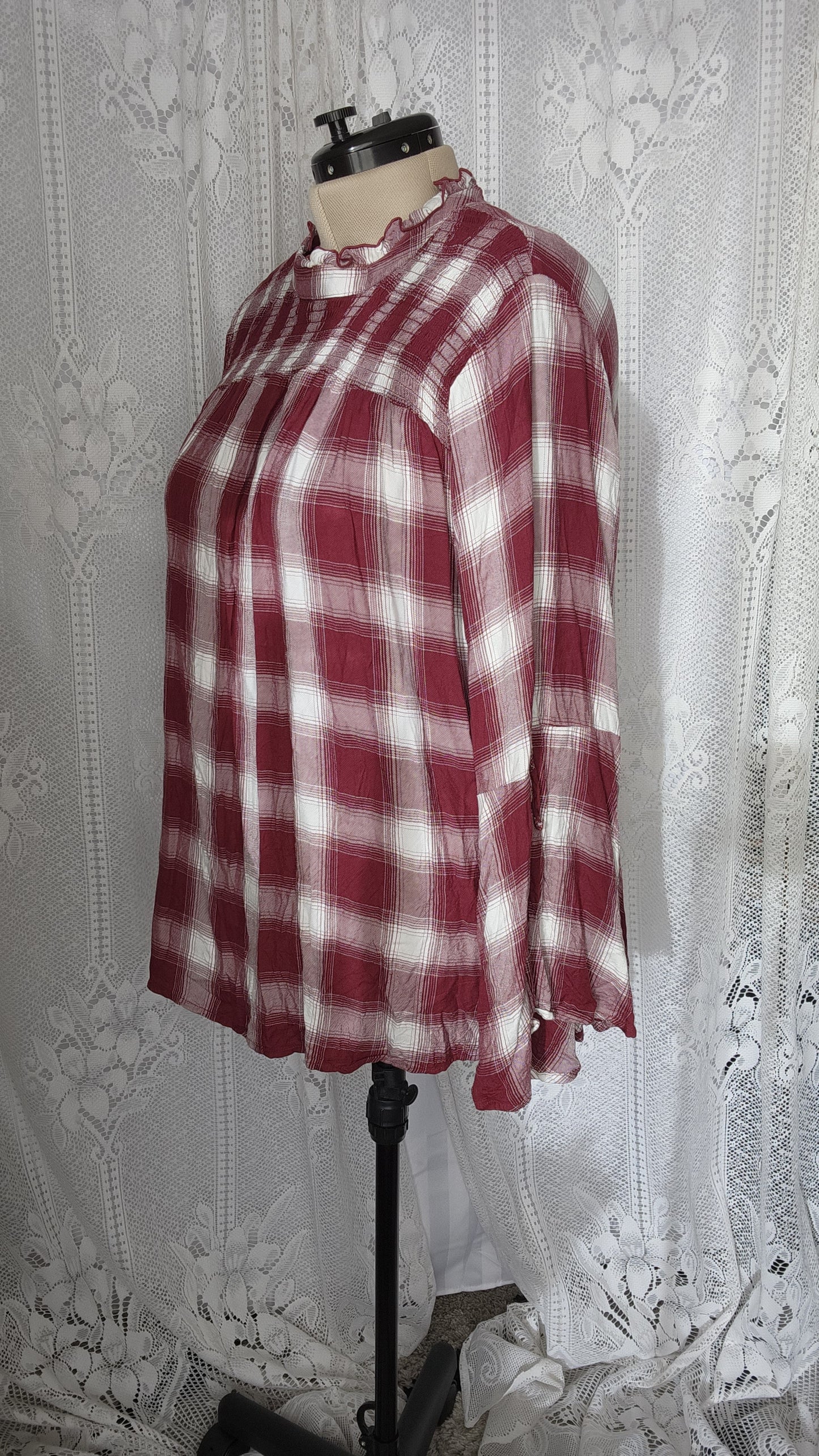 Size 3x Red Plaid Shirt with Bell Sleeves