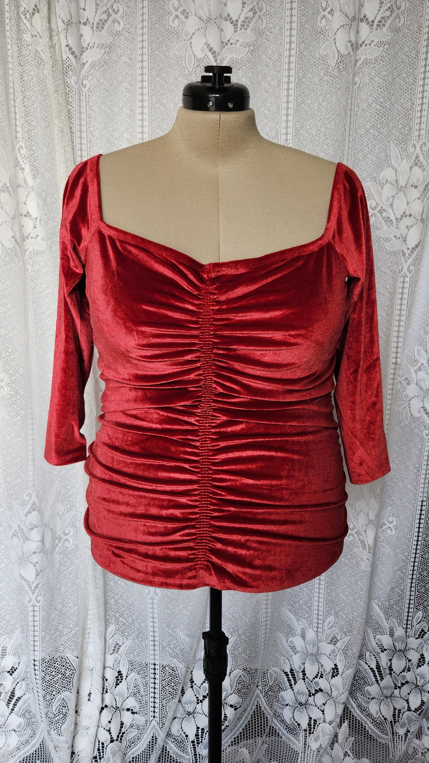 Fits like a 1x Torrid Scrunch red velvet Off the Shoulder Top