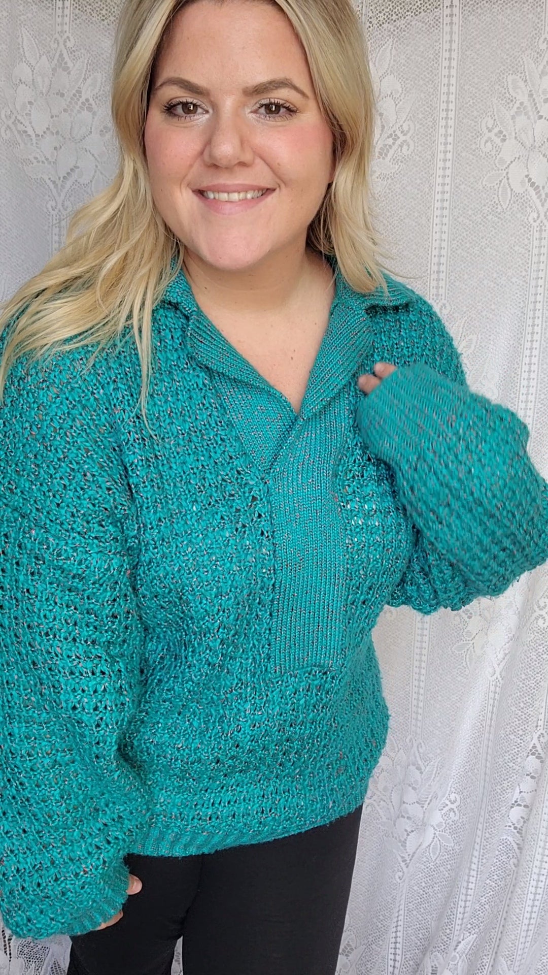Fits like a XL/1x Vintage Green Knit Sweater